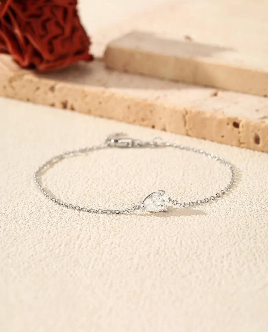 Bracelet Moissanite Taille Poire - 0,80 ct couleur D, 5 x 7 mm, chaîne fine 16+3 cm en argent sterling 925