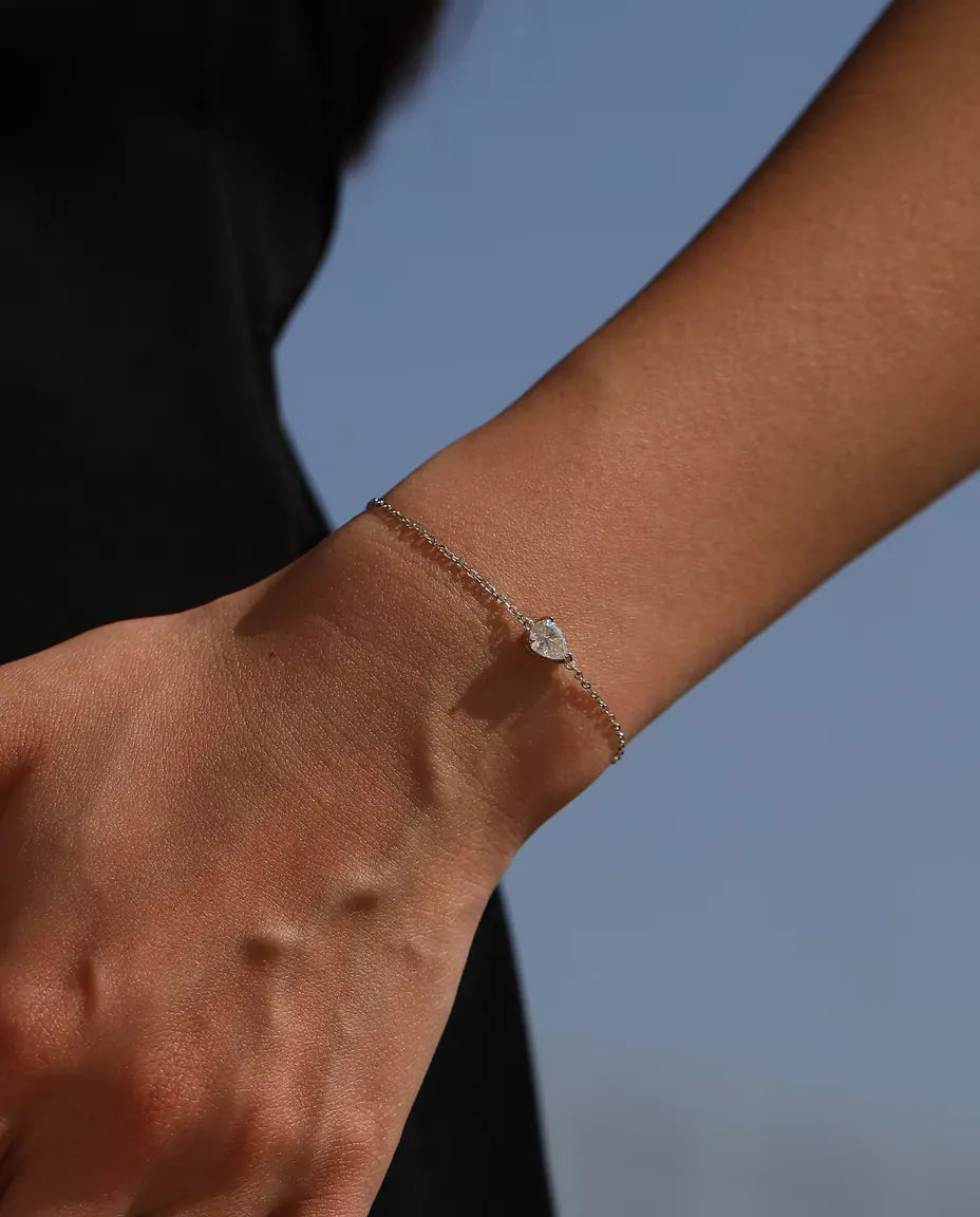 Bracelet Moissanite Taille Poire - 0,80 ct couleur D, 5 x 7 mm, chaîne fine 16+3 cm en argent sterling 925