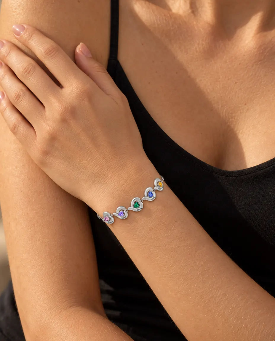 Bracelet Personnalisé Femme - porté par un mannequin