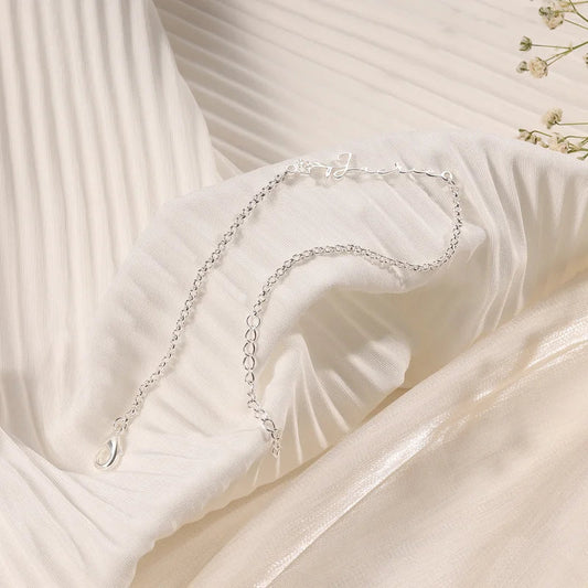 Bracelet Personnalisé Femme – Fleur de Naissance et Prénom Gravé, Cuivre Argenté, Doré ou Or Rose, Cadeau pour Elle, Maman
