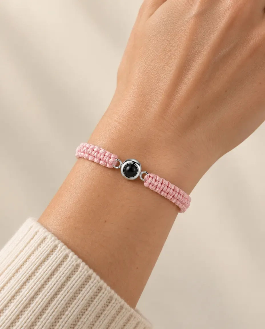 Bracelet Photo - porté par un mannequin