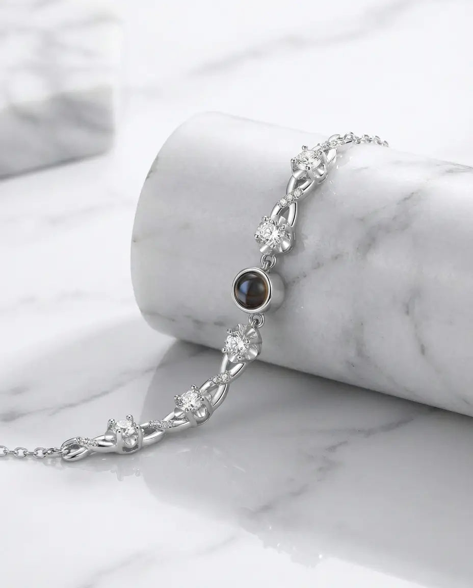 Bracelet Photo – Projection Photo dans un Charm Floral Argenté, Photo Cachée dans la Pierre, Cadeau pour Elle