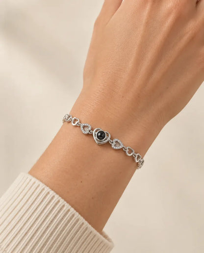 Bracelet Photo - porté par un mannequin