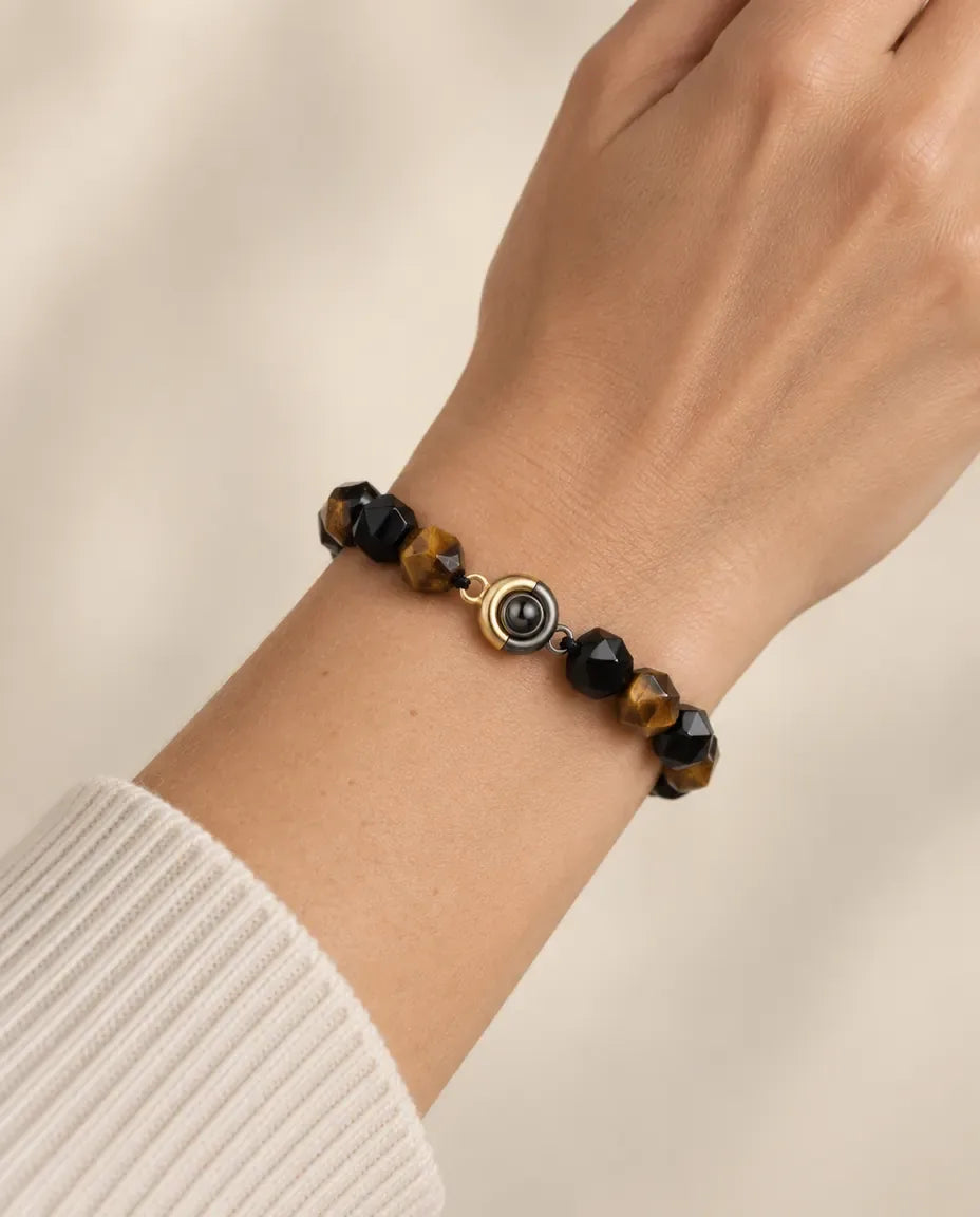 Bracelet Photo Projection - porté par un mannequin