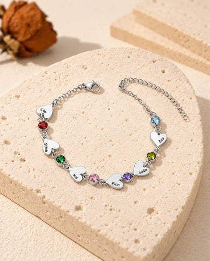 Bracelet six prénoms avec six cœurs gravés et six pierres de naissance