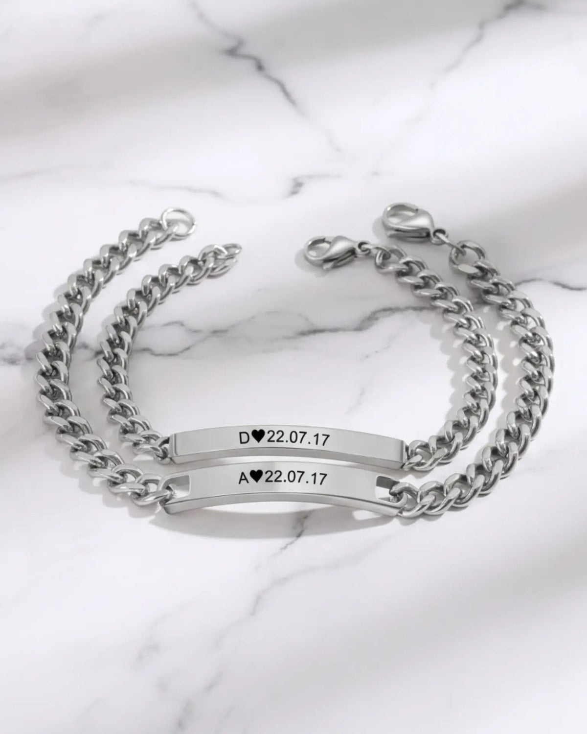 Bracelets Couple – Barre Gravée avec Initiale et Date, Duo Assorti pour Elle et Lui, Cadeau Anniversaire de Mariage