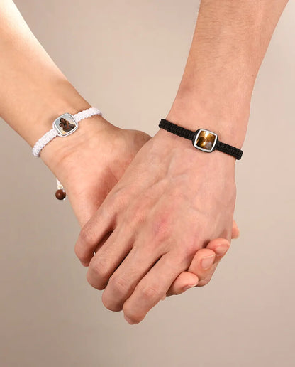 Bracelets de Couple Personnalisés avec Photo – Duo de Bracelets Tressés Noir & Blanc avec Gravure, Cadeau pour Couples