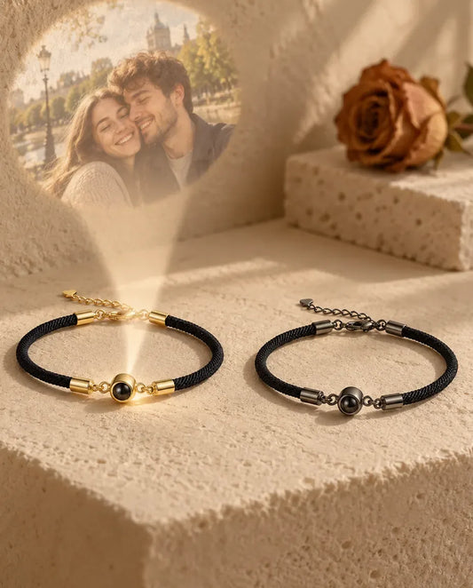 Bracelets Couple - projette la photo cachée sur un mur