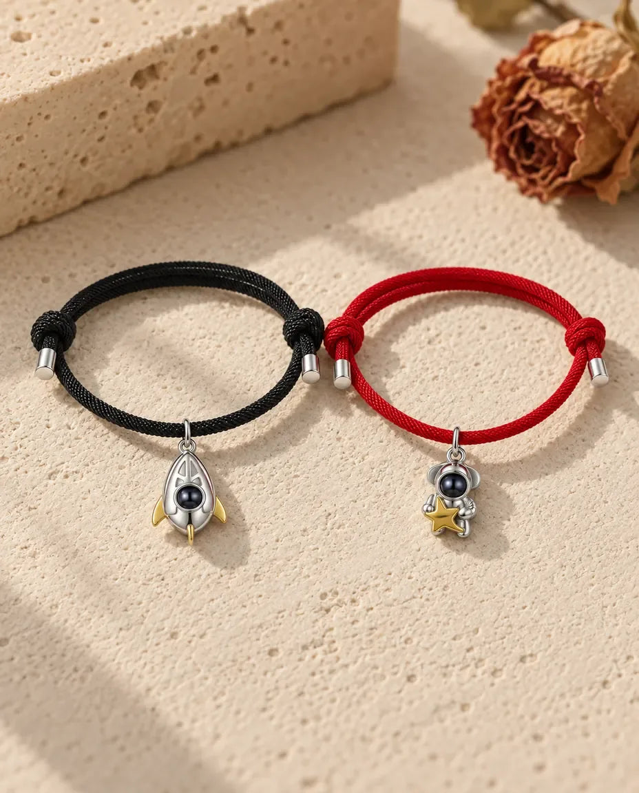 Bracelets Couple - paire assortie posée à plat