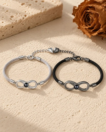 Bracelets Couple - paire assortie posée à plat
