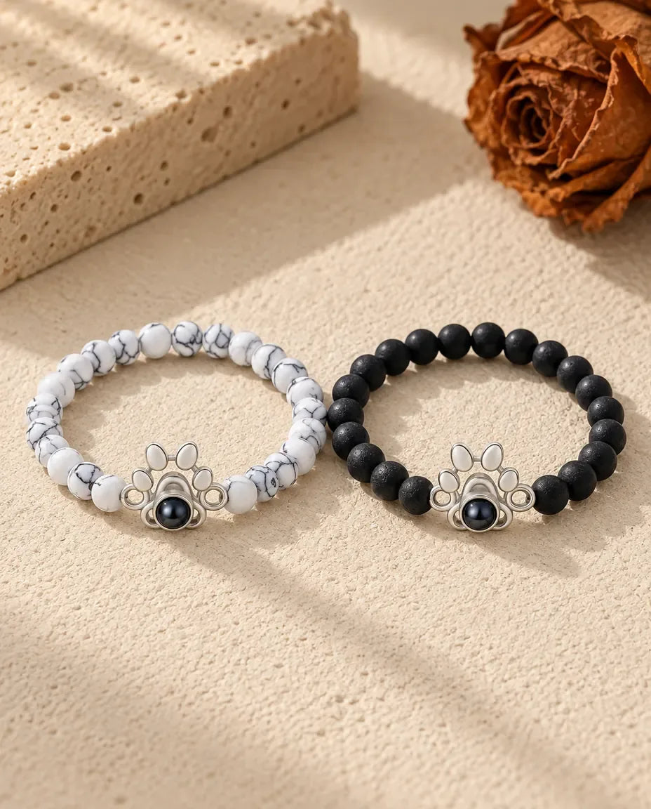 Bracelets Couple - paire assortie posée à plat