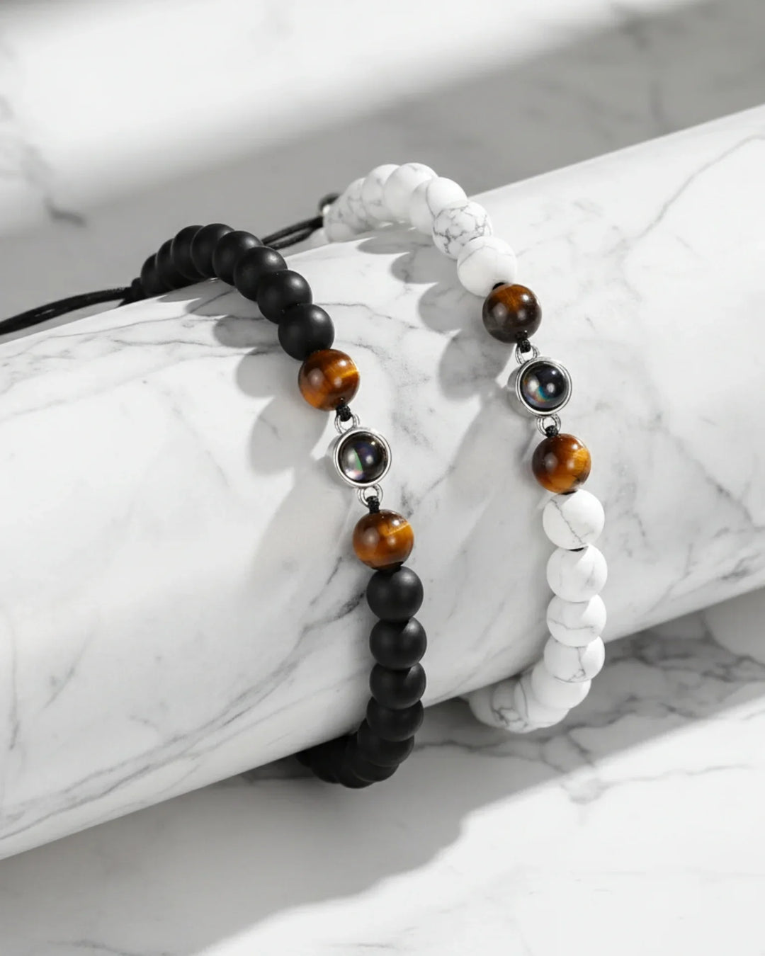 Bracelets Couple – Projection Photo en Perles de Pierre Volcanique et Magnésite, Lot Assorti, Cadeau d'Anniversaire pour Couple