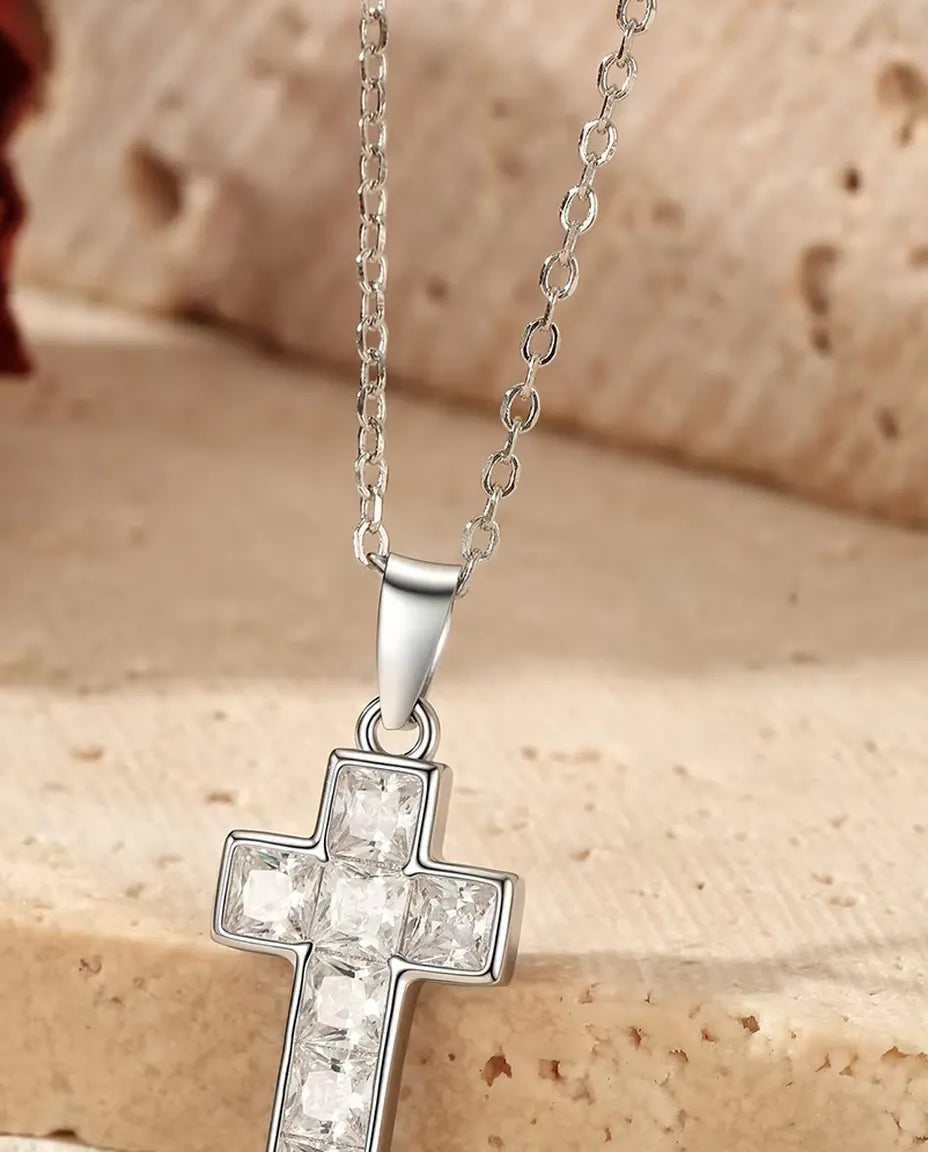 Collier Croix Pavée - pendentif 10 x 17 mm à bélière fixe, chaîne fine 40+5 cm en argent sterling 925