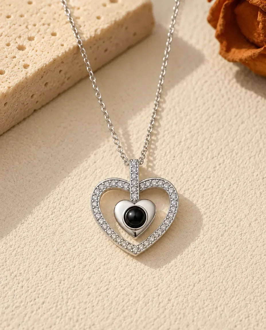 Collier double cœur photo projection personnalisé - vue de face en argent