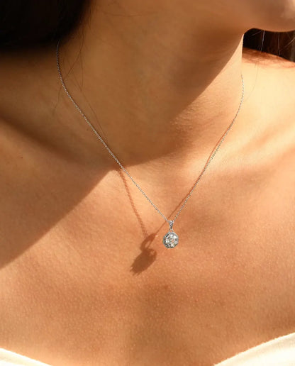Collier Halo Octogonal - zircon taille à degrés cerné de pavé, chaîne 40+5 cm, argent massif 925