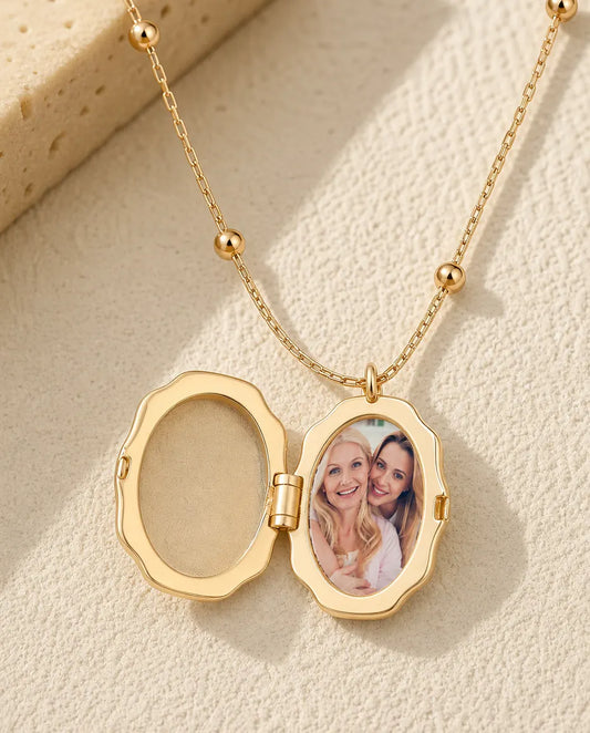 Collier Médaillon Photo Papillon en Nacre Véritable pour 1 Photo, Médaillon Plaqué Or, Cadeau Personnalisé
