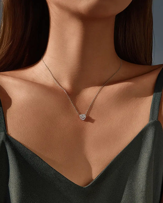 Collier Moissanite Cœur – 0,5 ct taille cœur couleur D avec halo pavé en argent 925