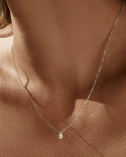 Collier Moissanite Goutte – pierre taille poire de 0,3 ct couleur D VVS1 en argent 925