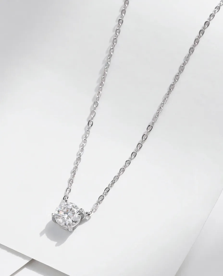 Collier Moissanite Solitaire – pierre ronde de 0,8 ct couleur D en argent 925, chaîne réglable