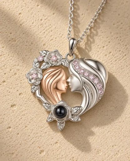 Collier avec Photo - gros plan du pendentif de projection