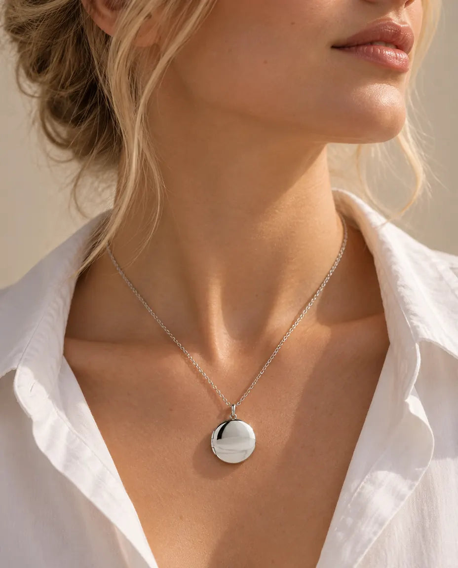 Collier avec Photo - porté par un mannequin