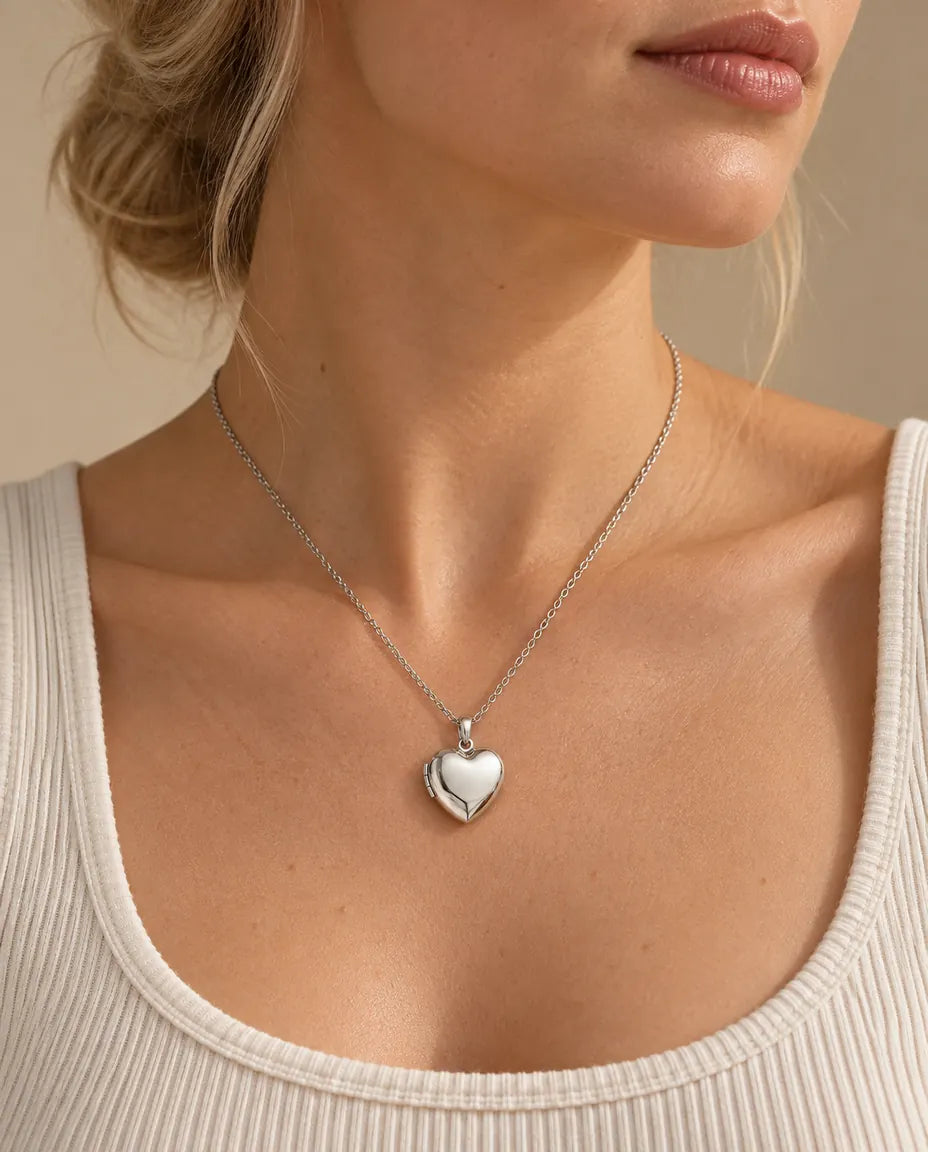 Collier Photo - porté par un mannequin