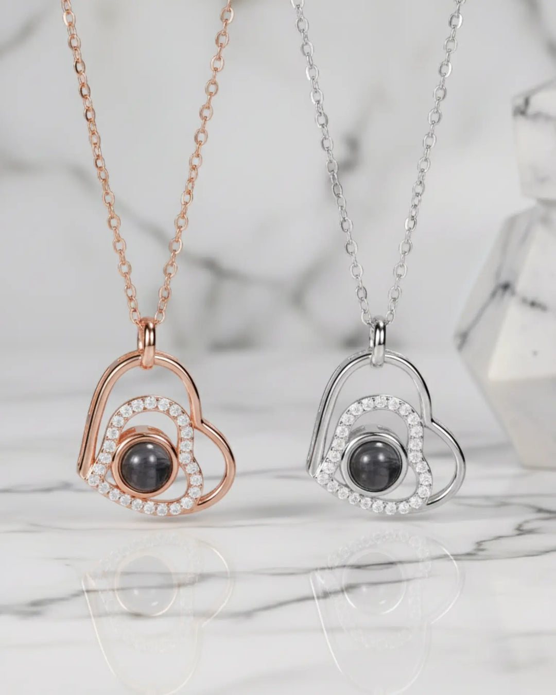 Collier avec Photo – Pendentif Cœur en Acier Inoxydable, Projection de Votre Image, Cadeau Souvenir pour Elle ou pour Lui