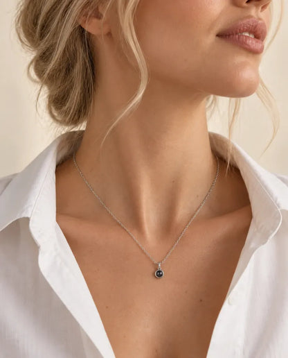 Collier avec Photo - porté par un mannequin