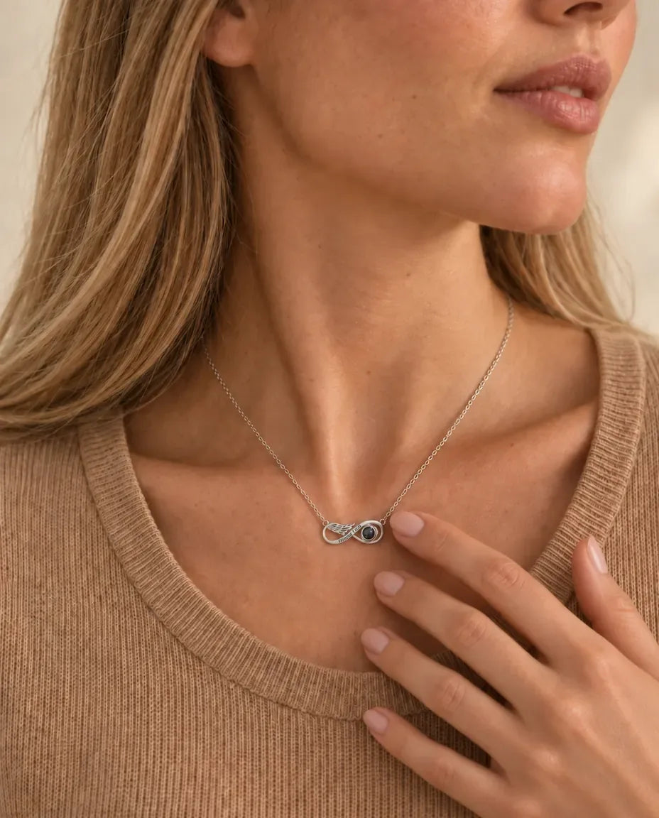 Collier Photo - porté par un mannequin
