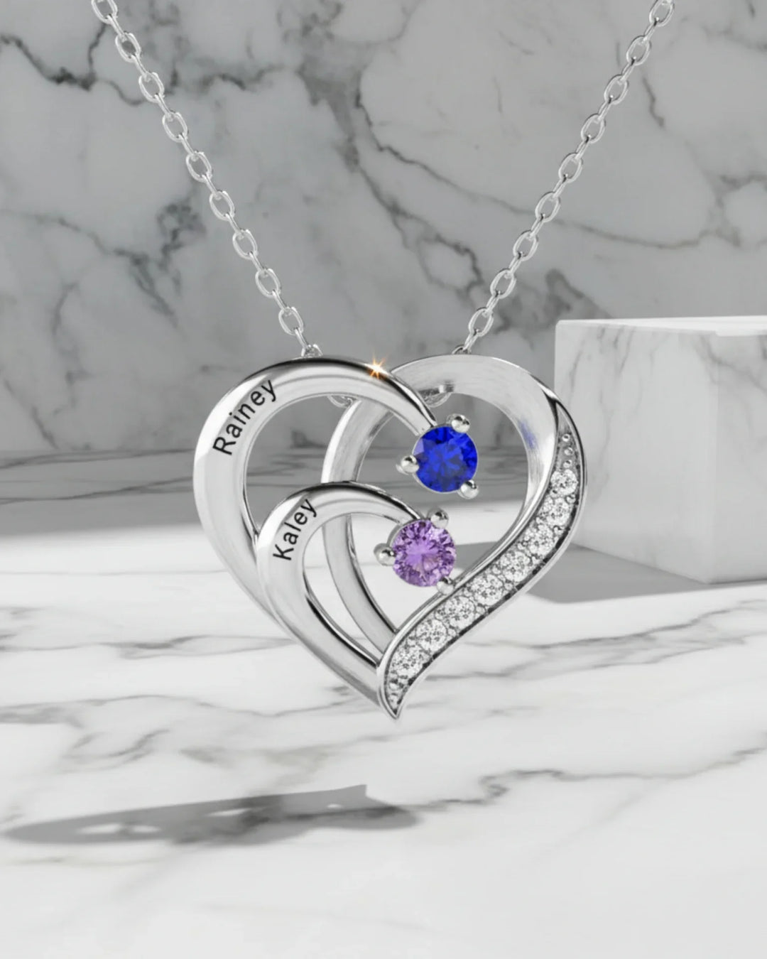 Collier Pierre de Naissance – Deux Cœurs Entrelacés en Argent 925, 2 Prénoms Gravés et 2 Pierres, Cadeau pour Elle ou pour Couple
