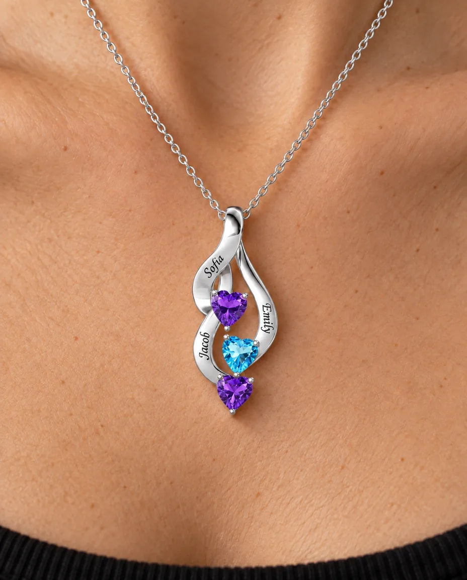 Collier Pierre de Naissance - porté par un mannequin