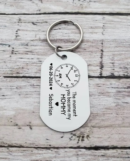 Version MOMMY gravée avec horloge, date et prénom